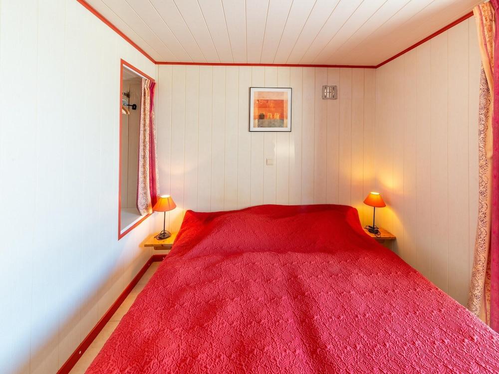 Escape at Mont Saint Jacques