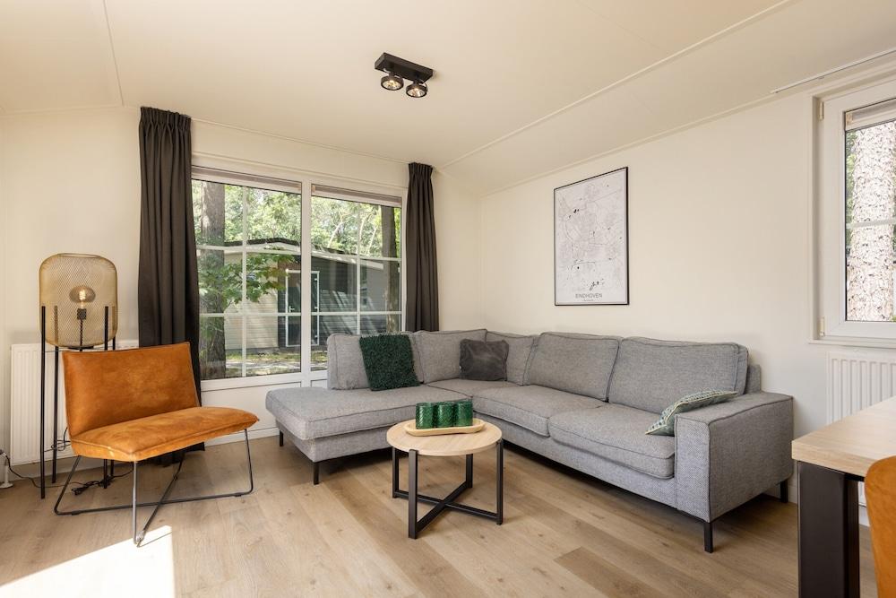 Chalet With a Dishwasher, in a Car-free Park