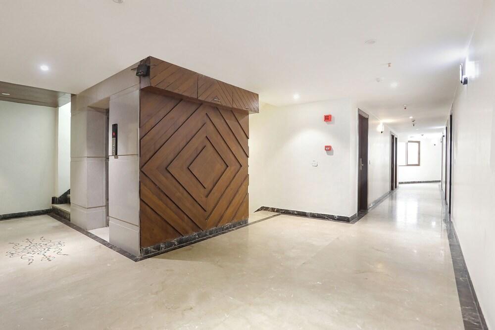 Fabhotel Prime City Star