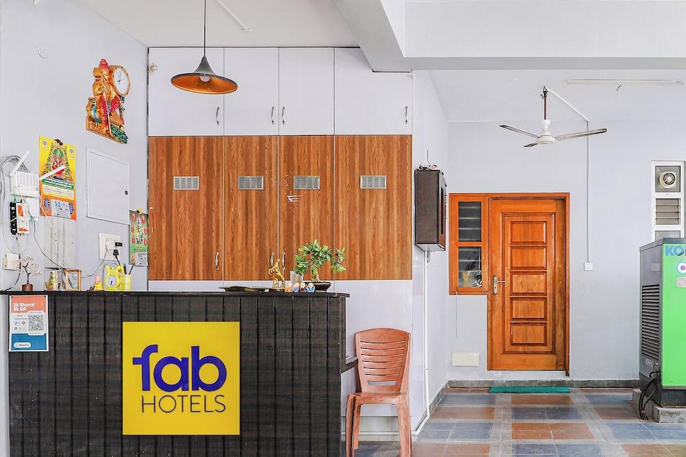 Fabhotel Hathvik Park