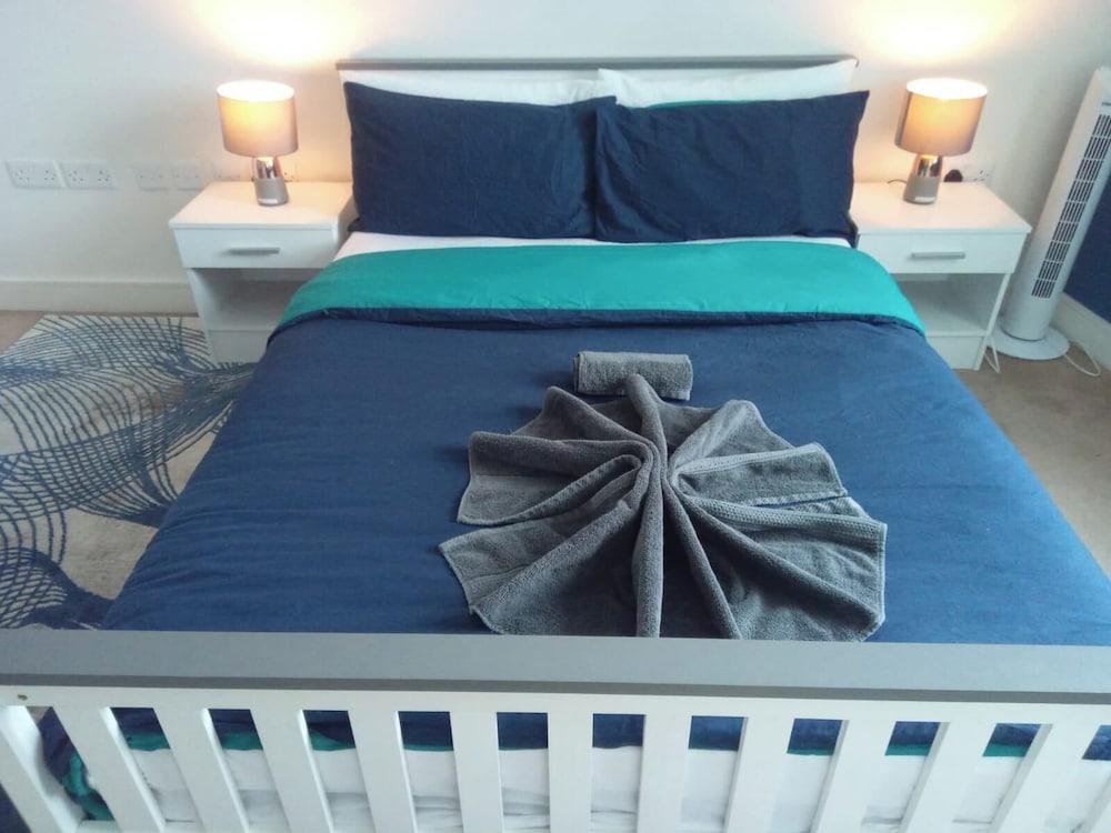 4 Guests - Marina Point East Escape in Kent