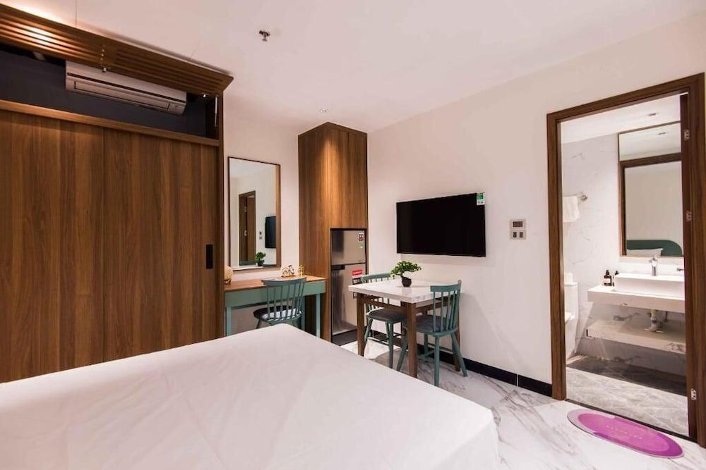 Luxe Paradise Suites Hotel Hoang Cau