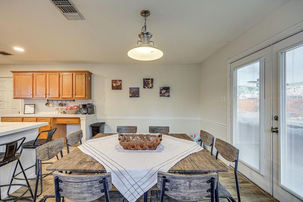 14 Mi to Dtwn San Antonio: Home w/ Pool & Yard