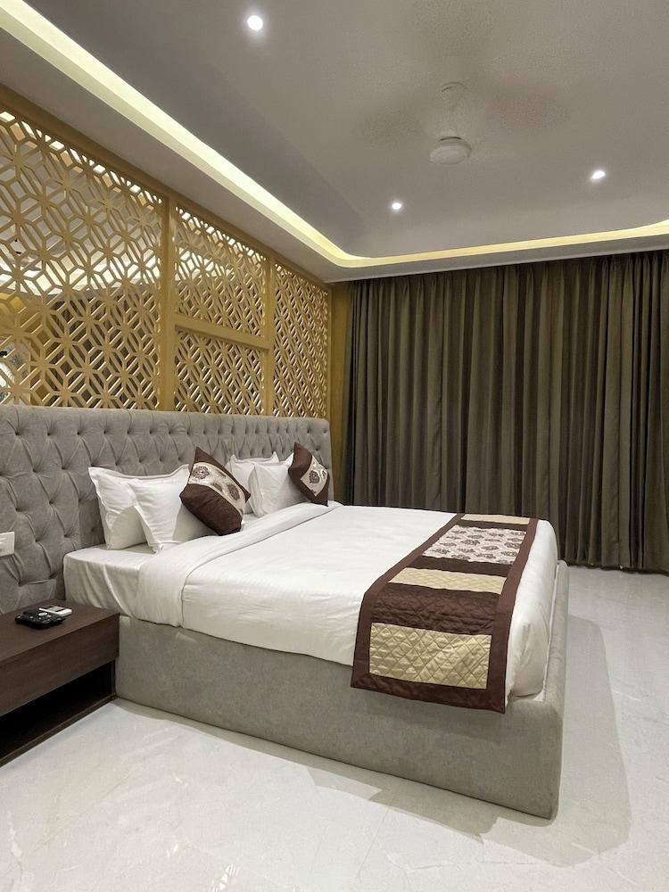 Imperia Resort by The Sky Imperial