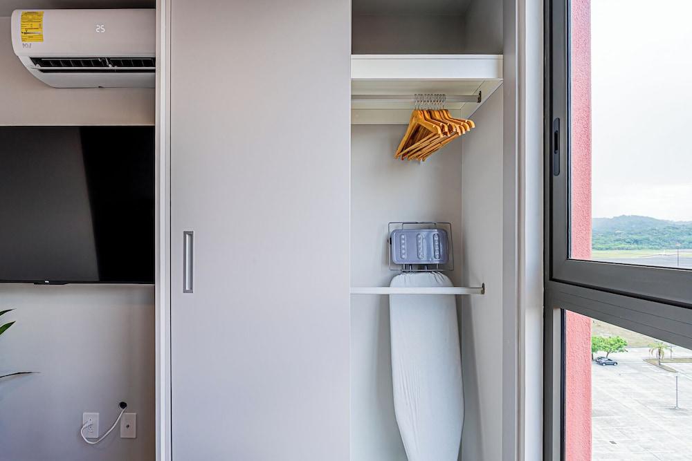 Centriqo by Wynwood house