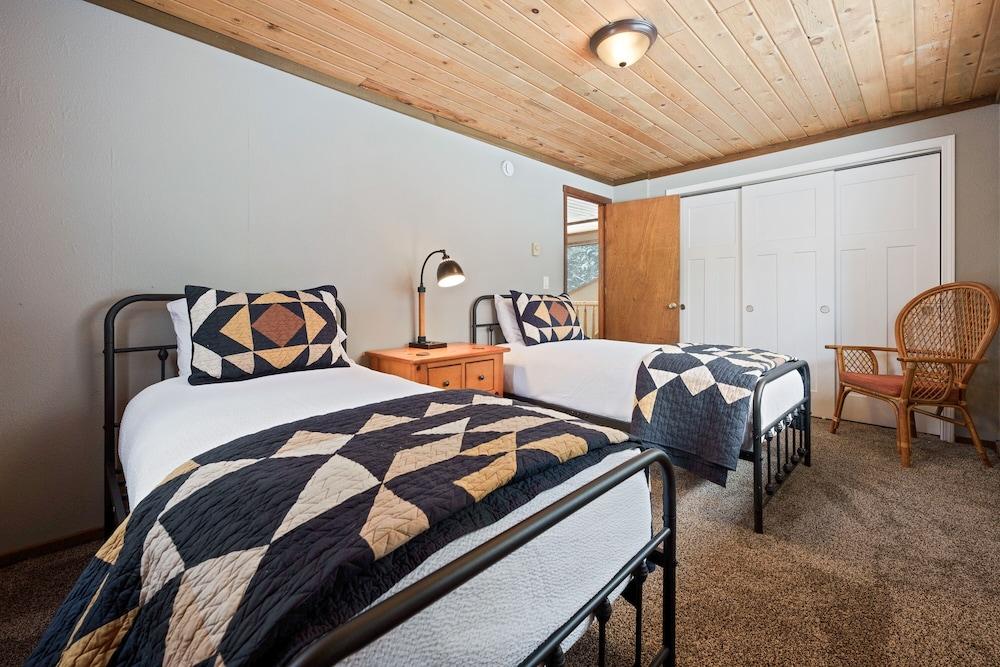 8 East Butte Ln 3 Bedroom Home