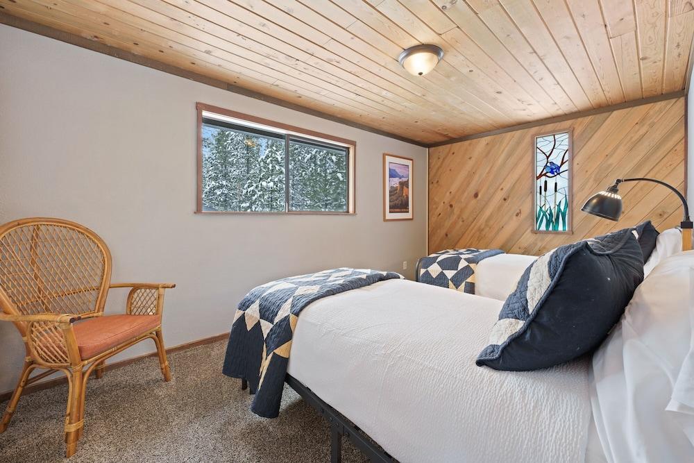 8 East Butte Ln 3 Bedroom Home