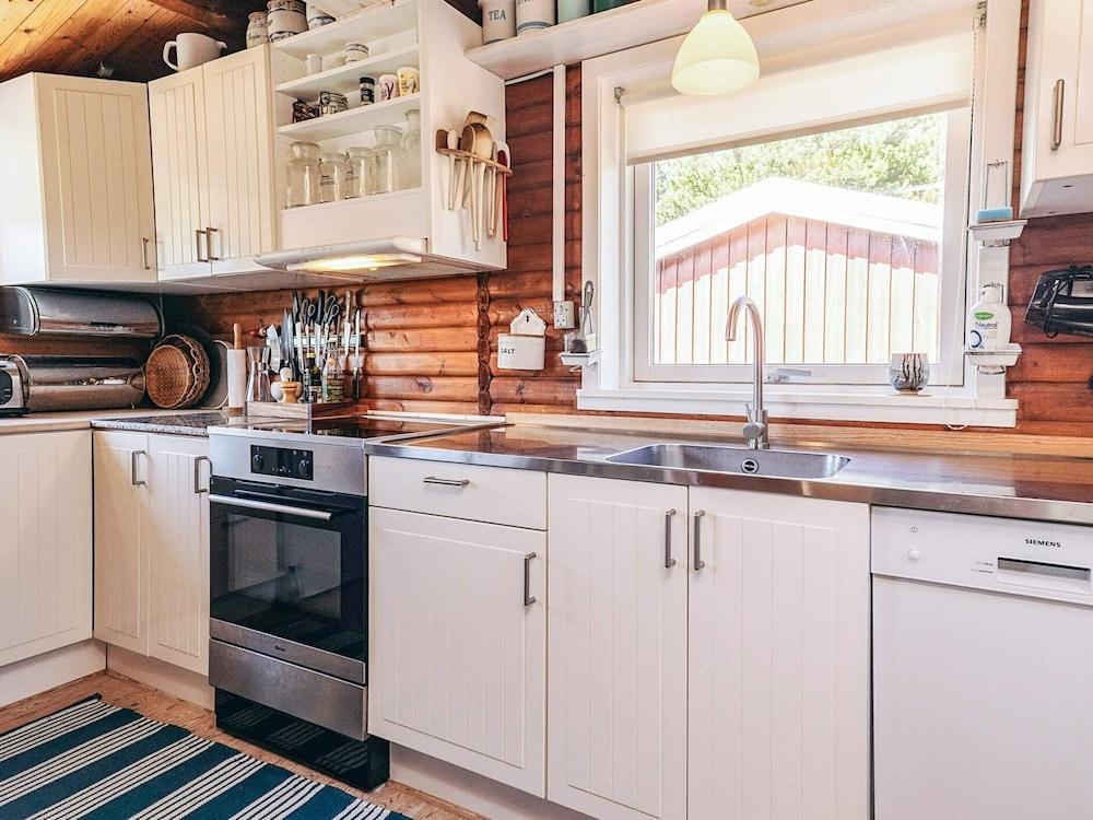 6 Person Holiday Home in Albaek-by Traum