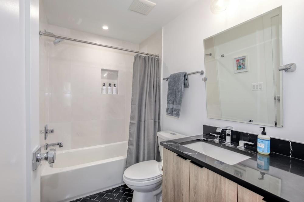 Capitol Hill Suites - Unit 9