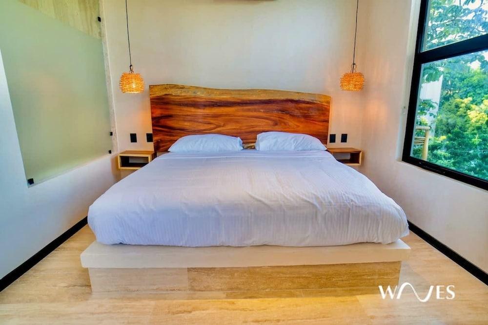 Great Located Studio PH With Private Pool by Waves Management