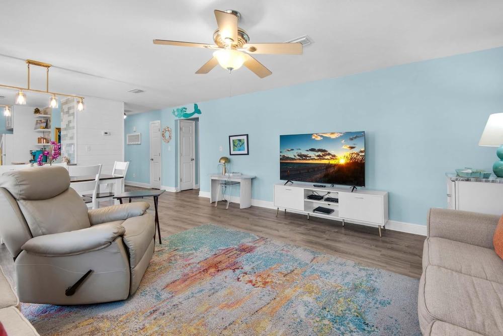 Beachview 102 - Flaming Sunrise