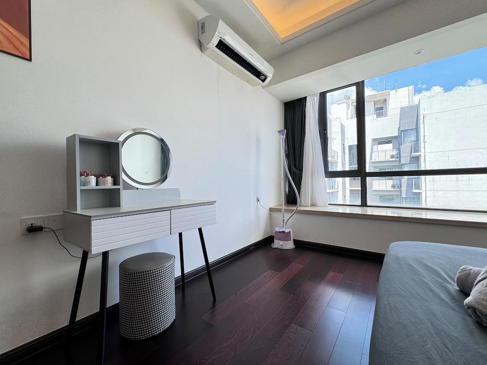 R&F PRINCESS COVE BY RONGYU