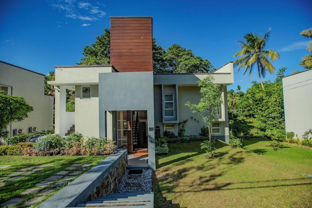 Lake Villas Premium Kandy