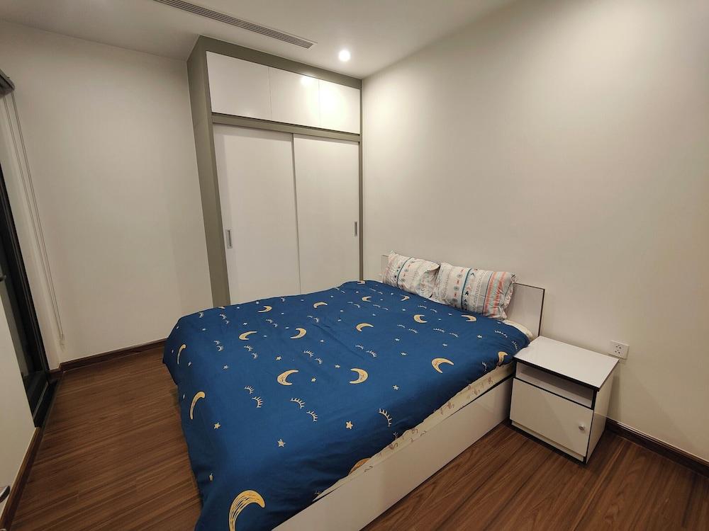 Vinhomes West Point Residence