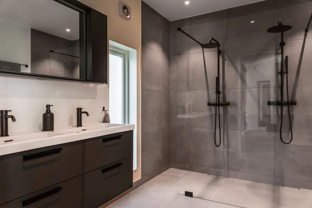 Dream Stay Seafront Villa Padel Court