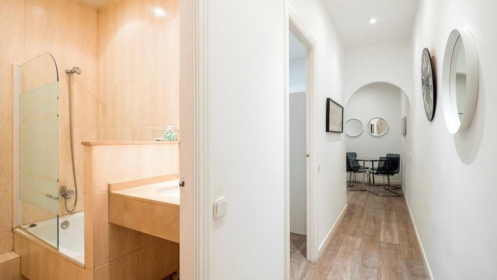 BeBarceloner Poble Nou Apartments