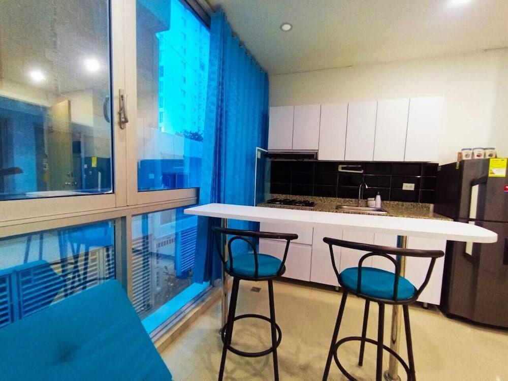 a una cuadra de la playa