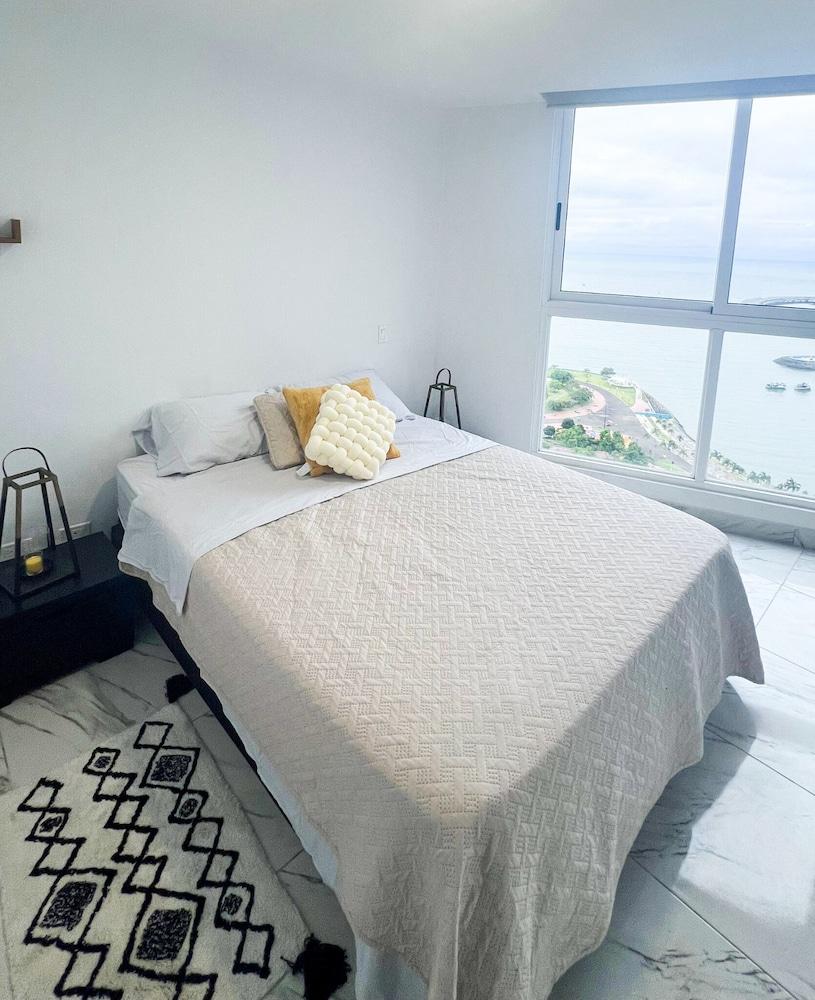 Apartamento The Sands Panamá 2414