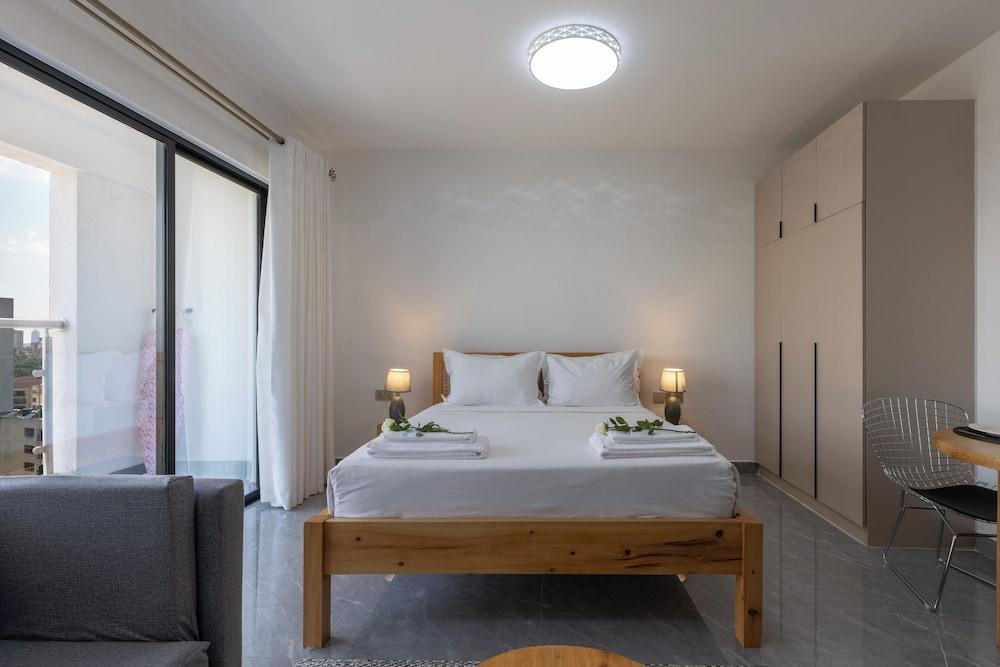 City Glow Studio by YourHost Nairobi