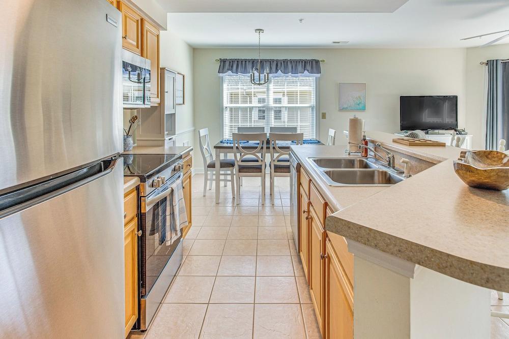 Dog-friendly Condo w/ Resort Perks in Calabash!