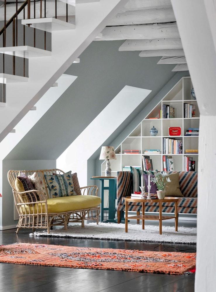 The Apartment Upstairs Canal Penthouse in Copenhagen
