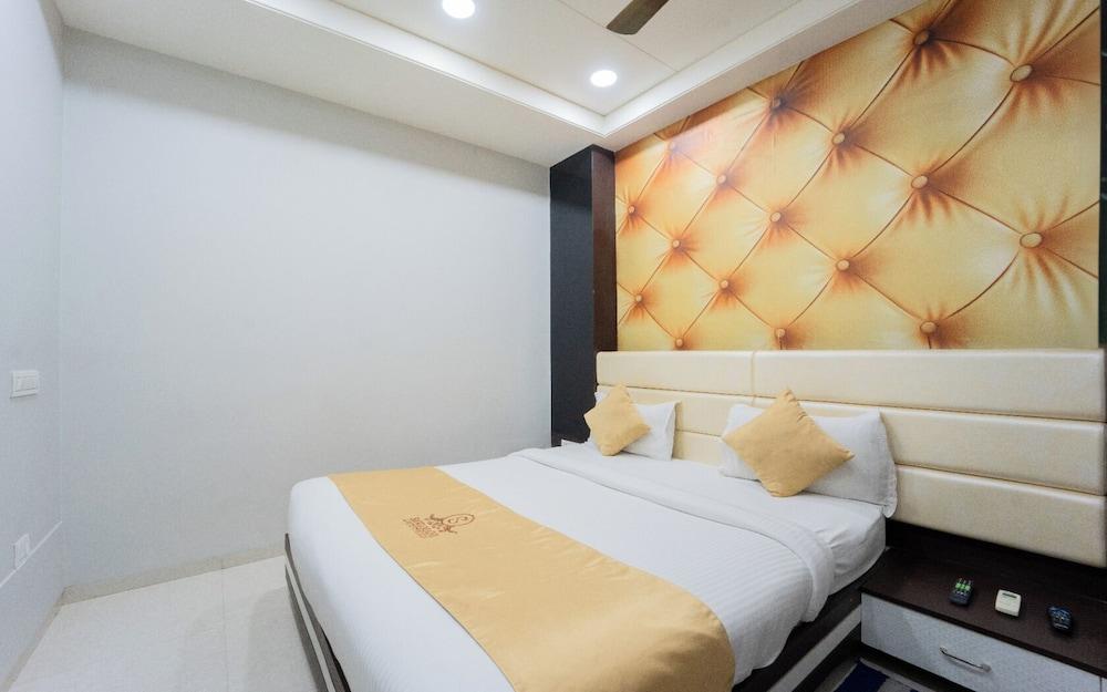 Hotel Sawamani and Restaurant