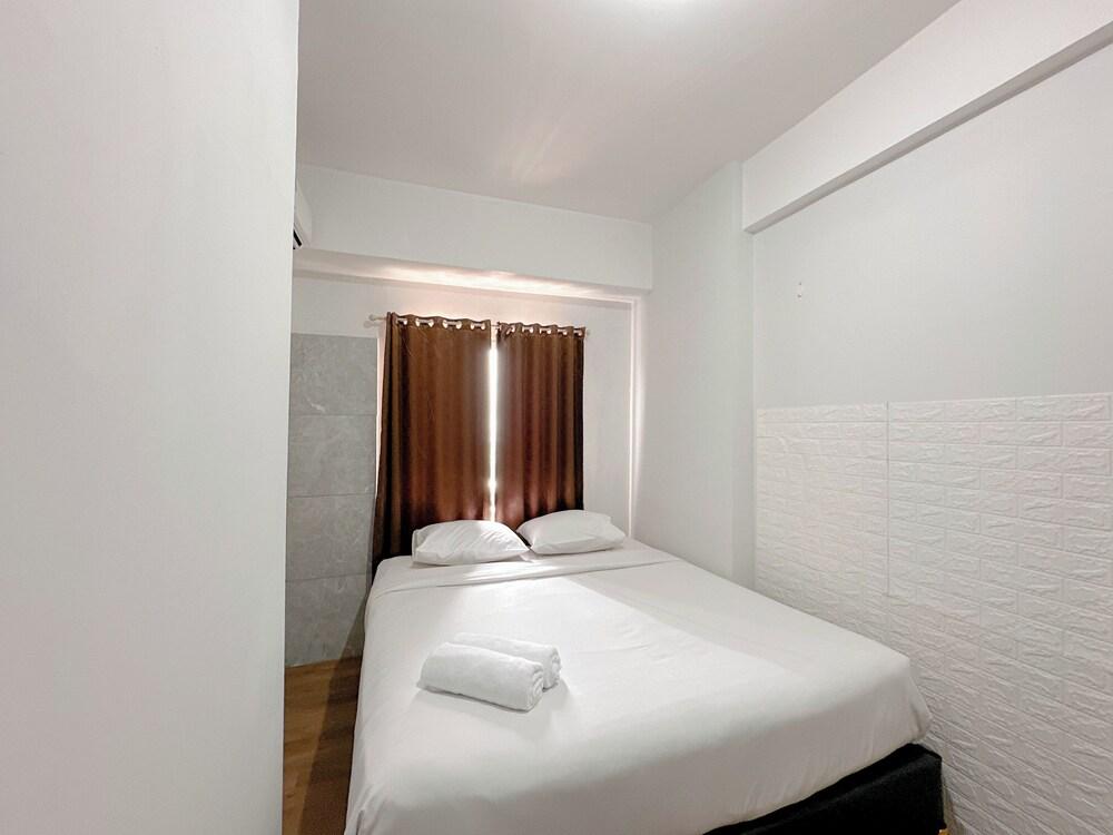 1Br Spacious And Vibrant At Tamansari Prospero Apartment