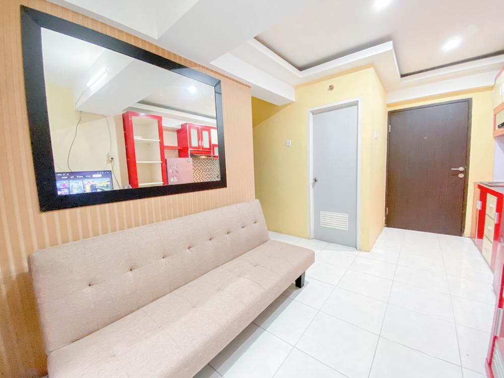 Compact Space 2Br At Jarrdin Cihampelas Apartment