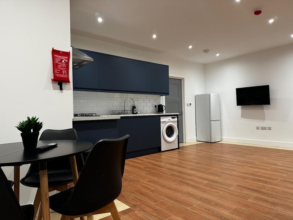 Cosy Flat With Garden London