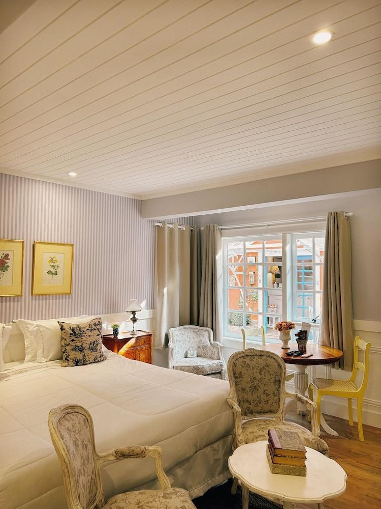 Hotel La Belle Provence