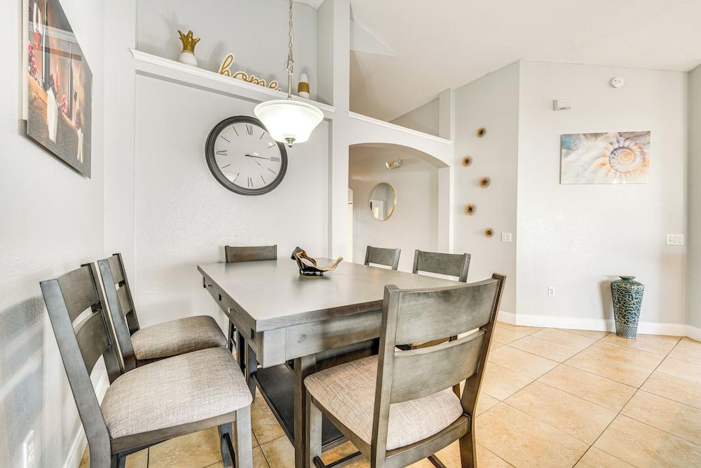 8 Mi to Disney Parks: Poolside Paradise!