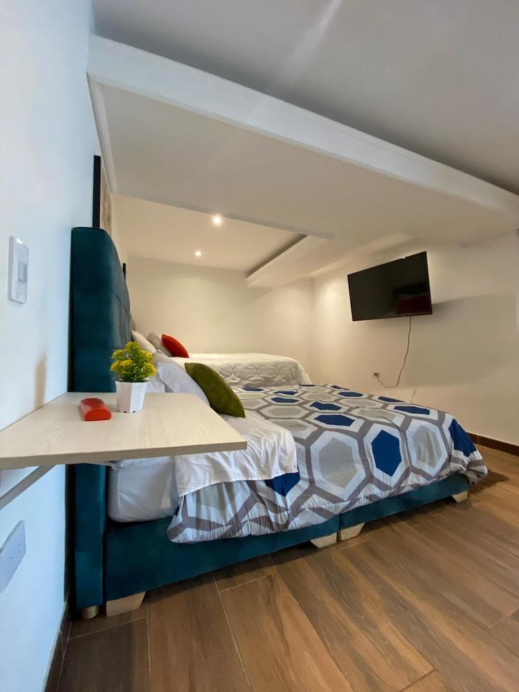 SWEET COLOMBIAN HOME