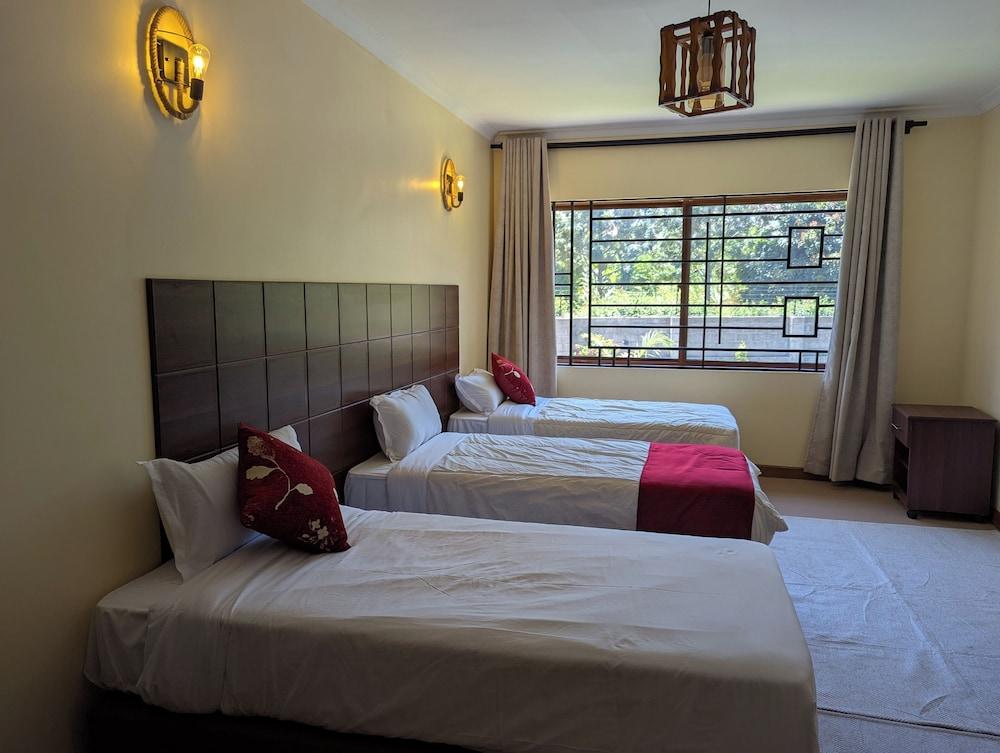 Hillsgate EXPERIENCE