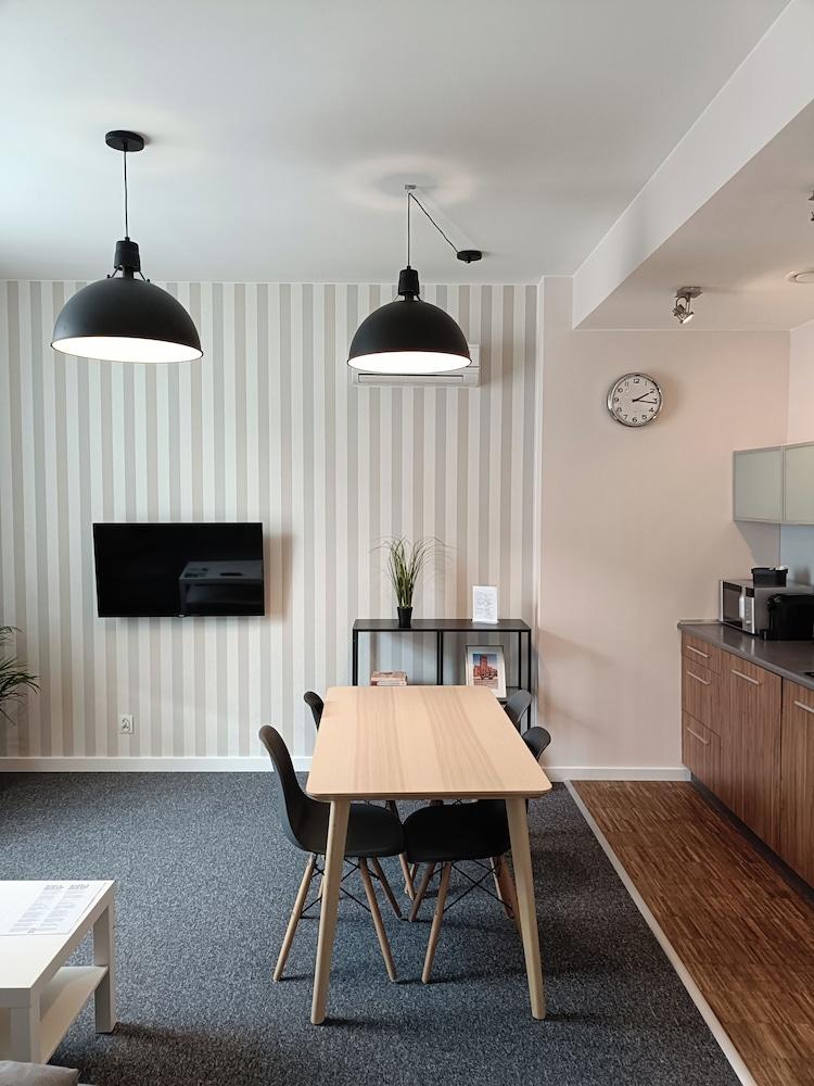 Adler Bed & Breakfast