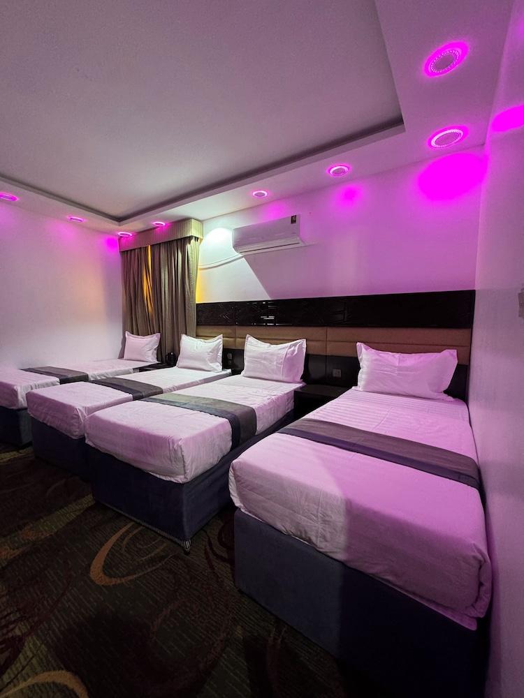 Eqamh Etlala El Quba