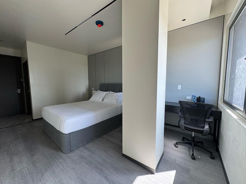 Grand Resort & Residences