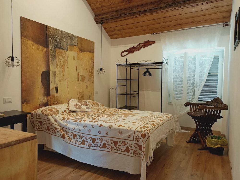 la casa sul tetto rooms & glamping