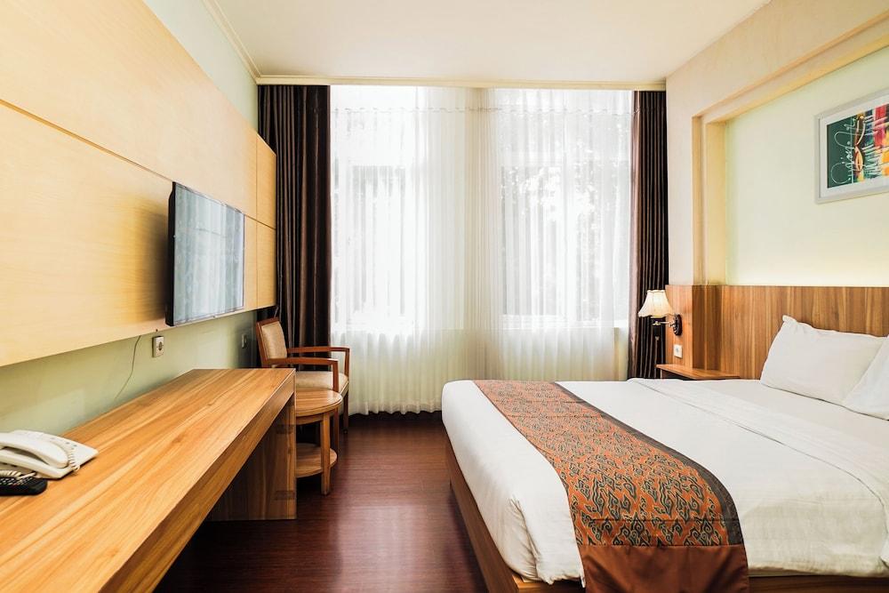 UTC Dago Hotel Bandung