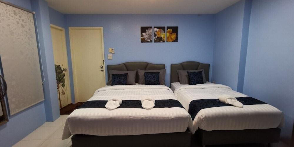 ChomTawan PhuphanDao Pool Villa