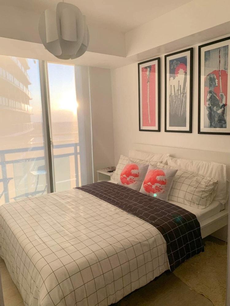 Azure Staycation by Sibs