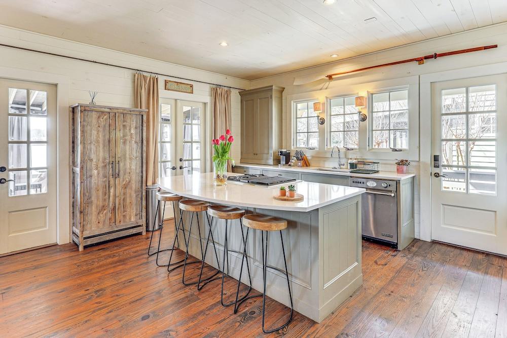 Lake Access & Boat Dock: Getaway in Dadeville!