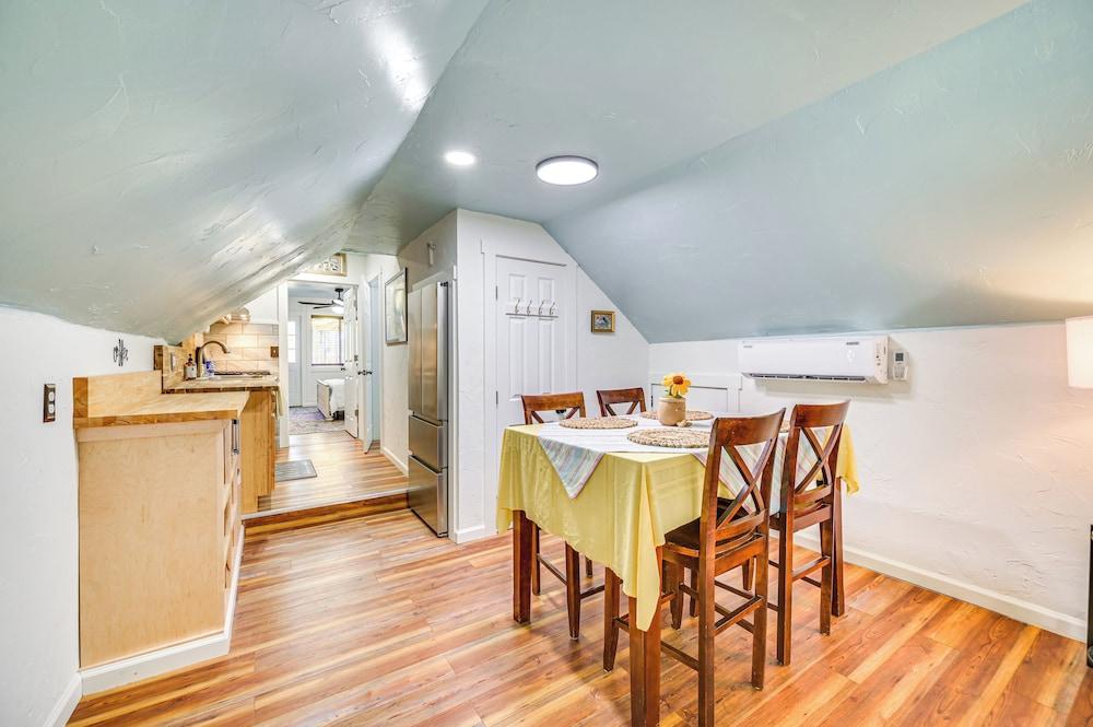 Boat Dock & Ramp: Upwind Acres Guesthouse!