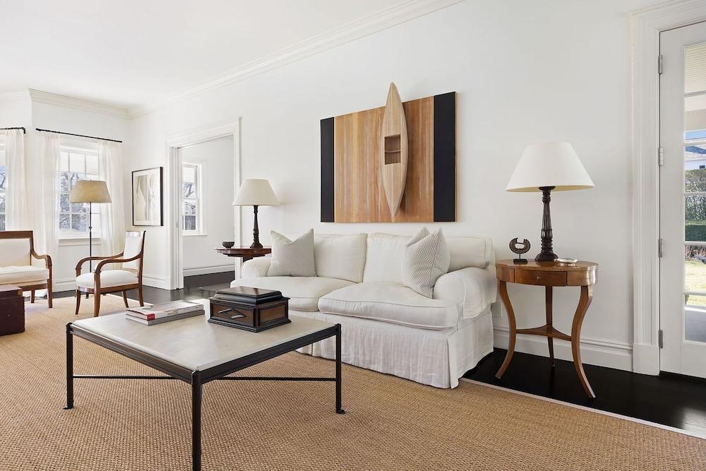 Oceanstone by Rove Estate w Pool Beach Access