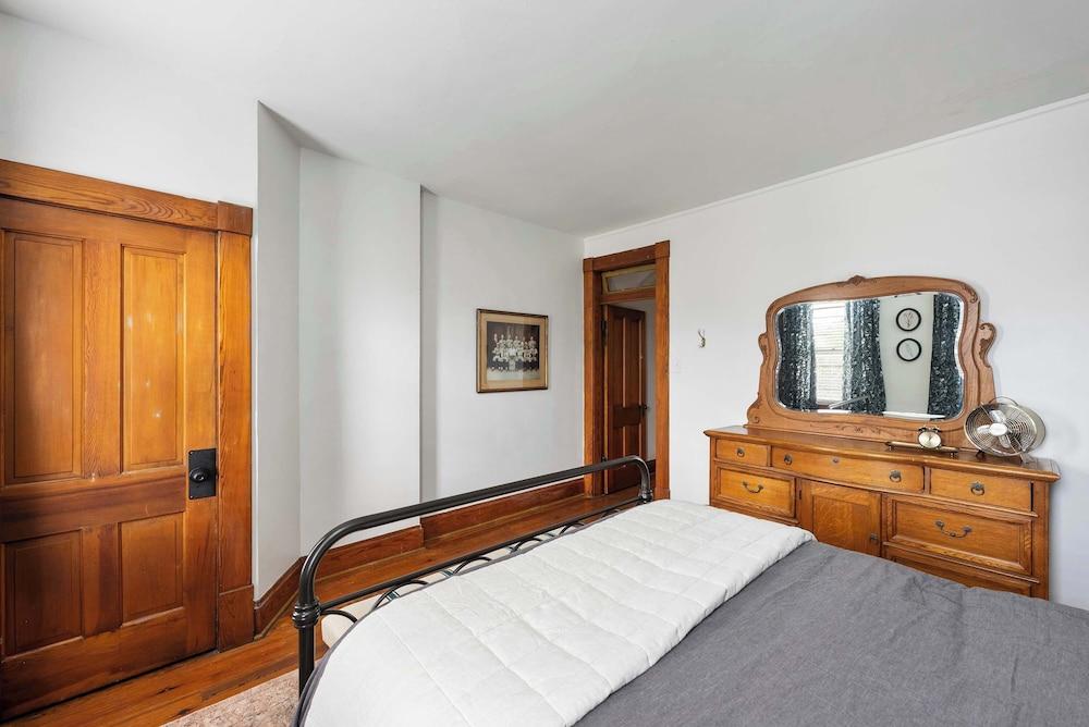 German Charm 2 Sophistication!