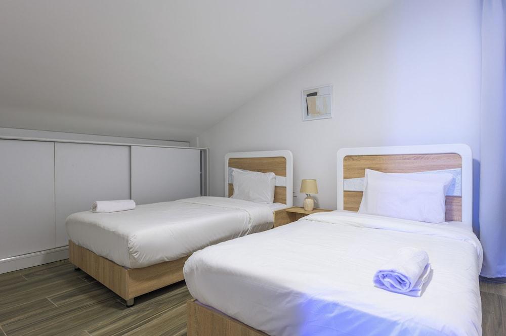 Verve 2BR Apt. by The Valley Kfardebian