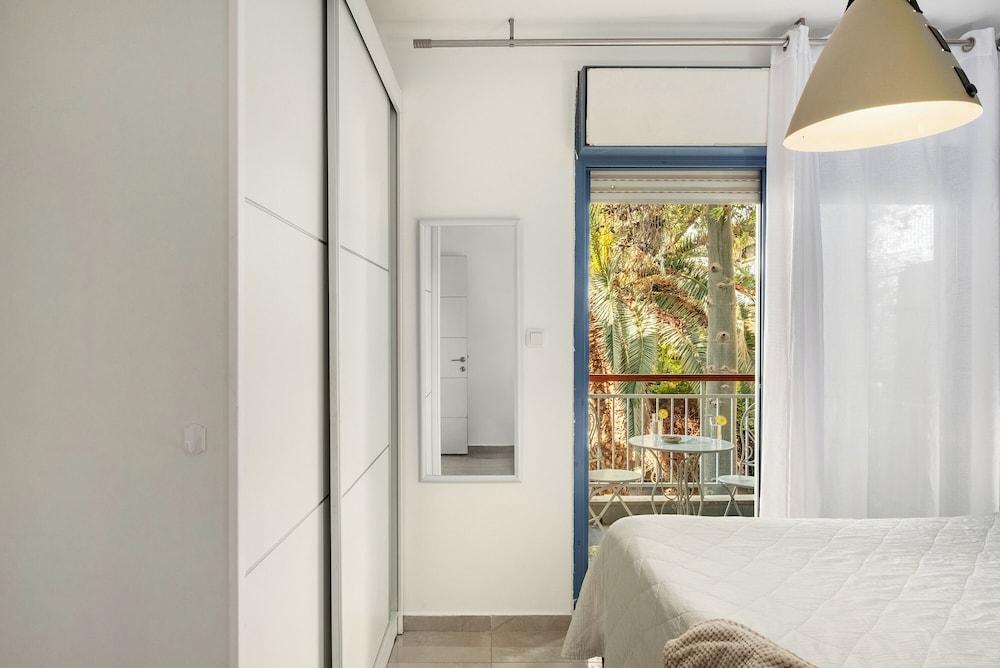 Royal Park Apt Resort by Sea N Rent