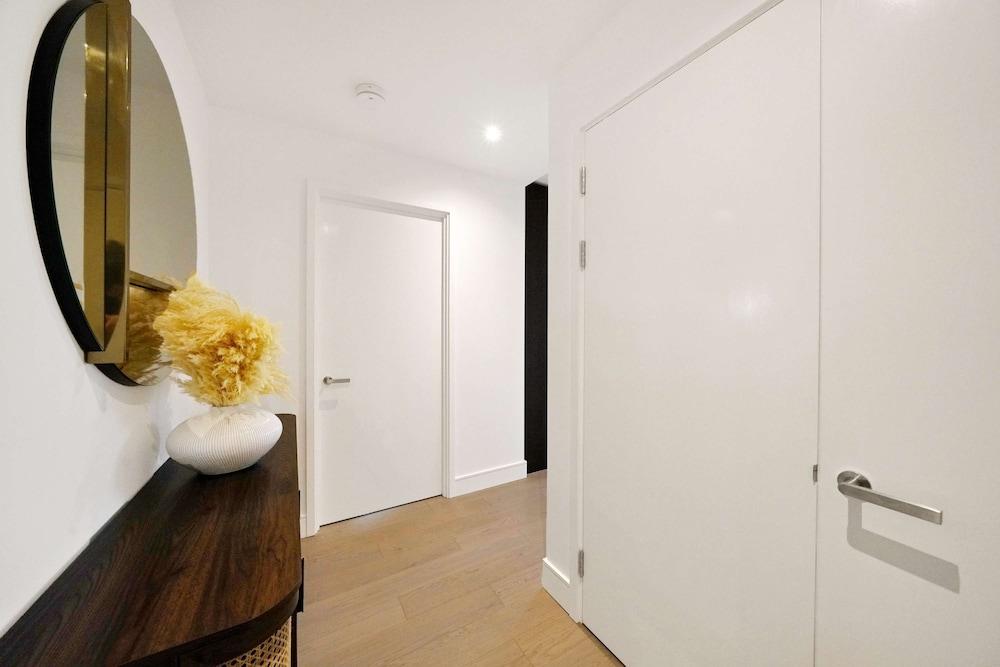 Rosso Suite 2BR City Views