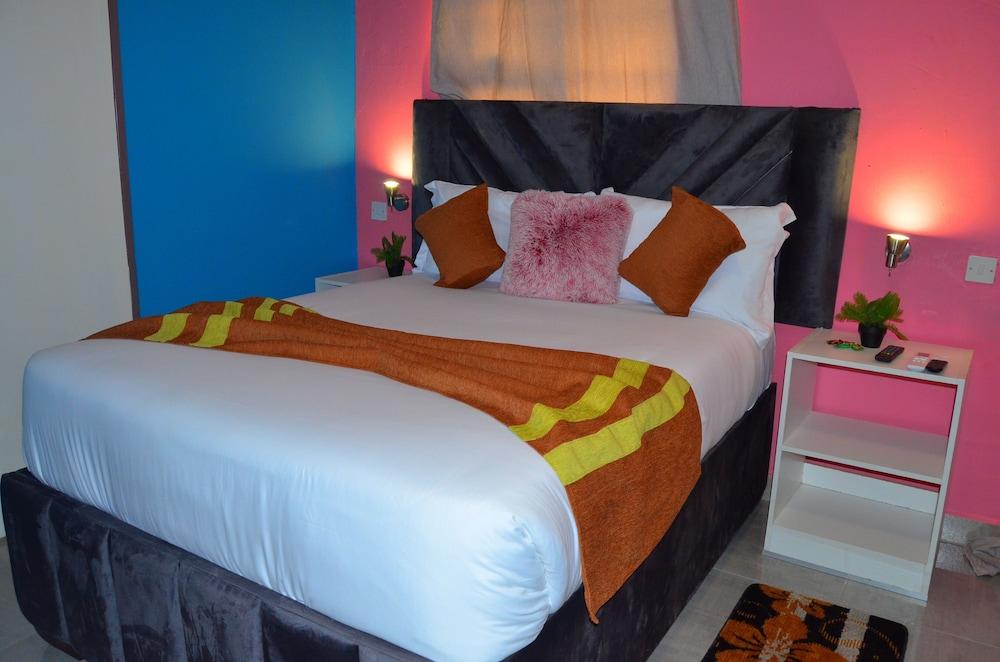 Chobe Kulotu Guest House