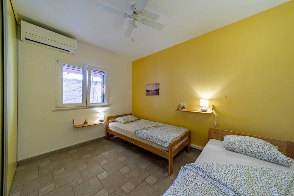 Apartments Gora Seaview