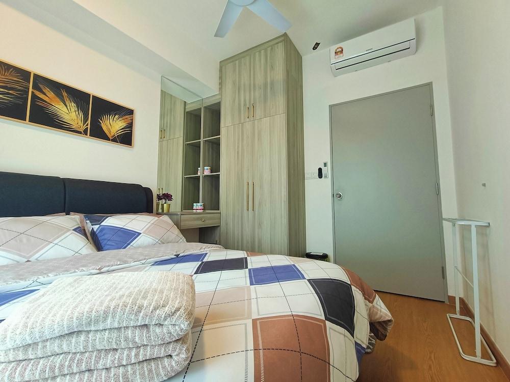 MayaBay Residences Bandar Gamuda Cove